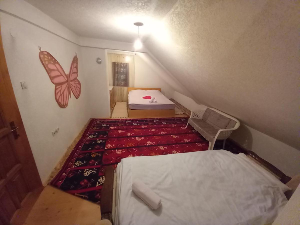 Apartment Little Village Plav Buitenkant foto